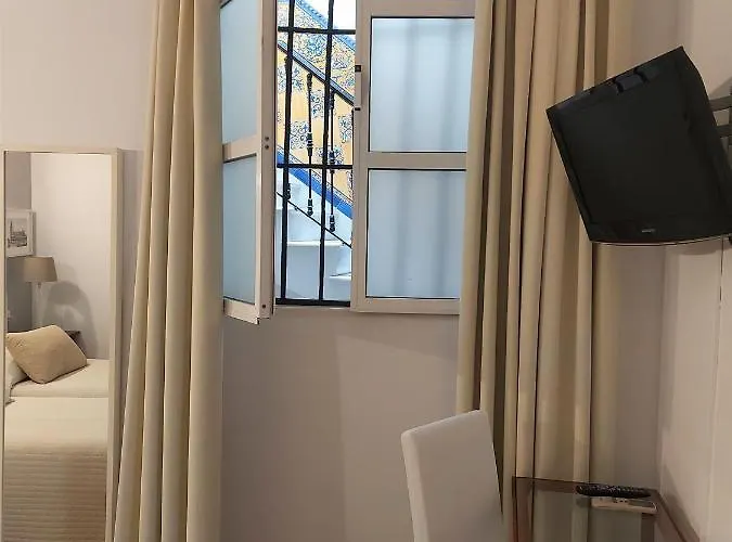 Hotel Londres *