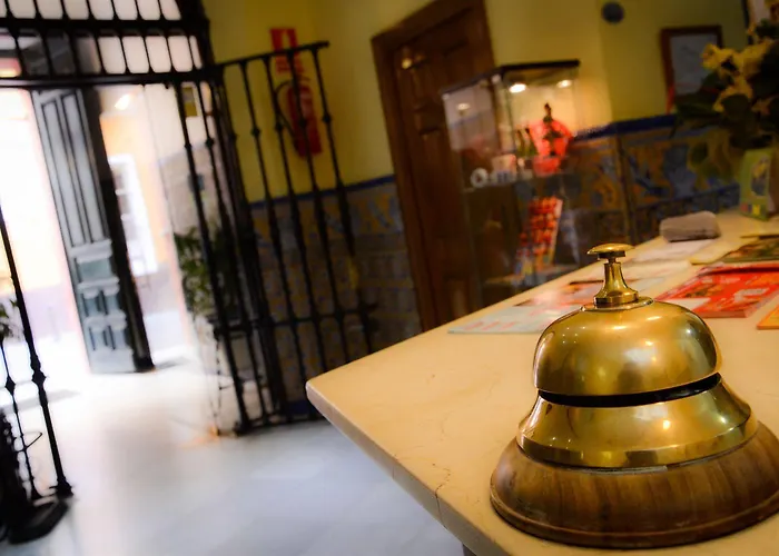 Hotel Londres *